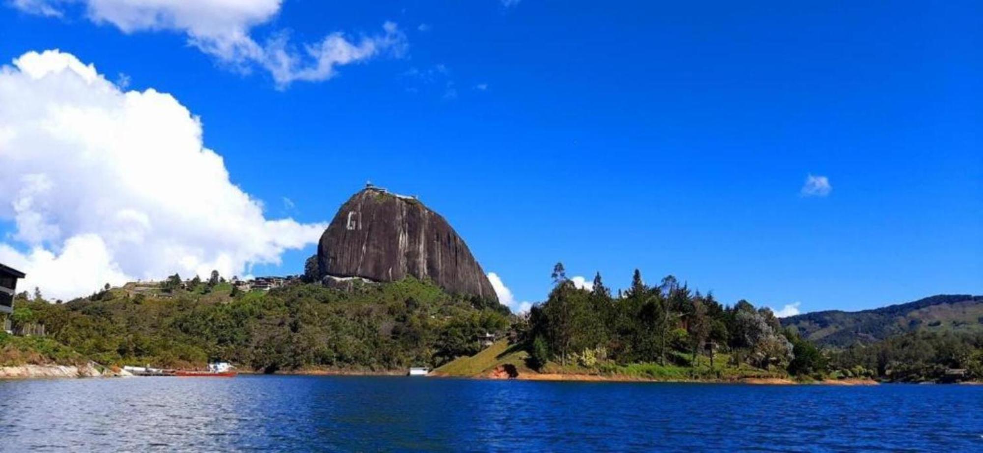 Hotel Casa Verde Guatape Exterior photo