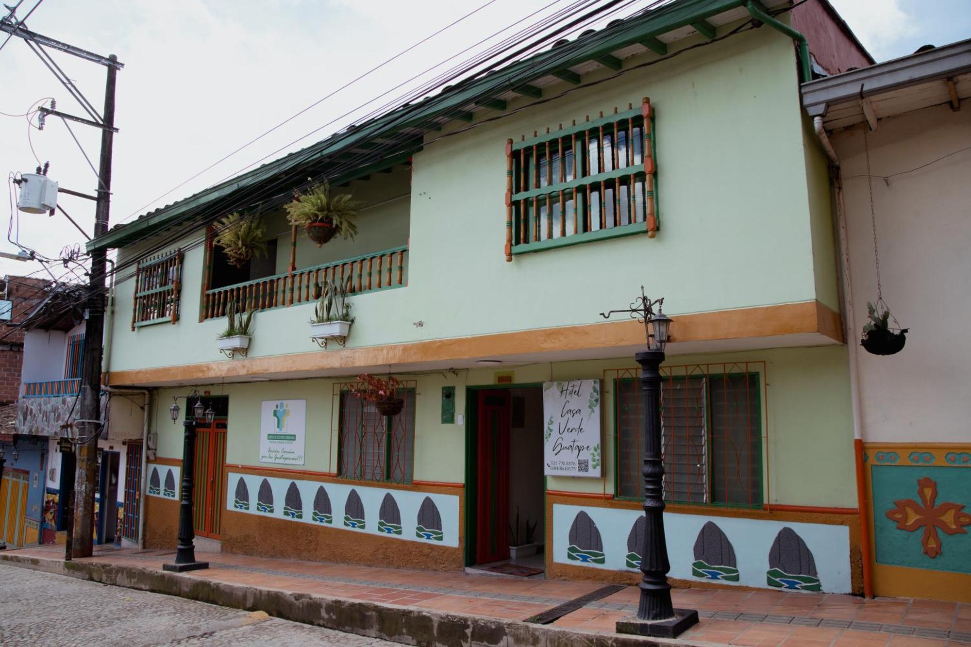 Hotel Casa Verde Guatape Exterior photo